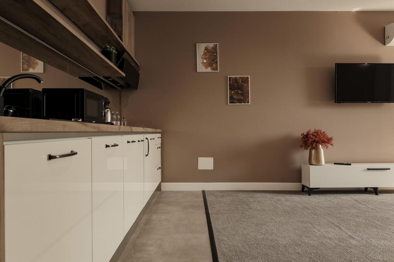 Aparthotel Nest Inn David Prodan คลูจ-นาโปกา ภายนอก รูปภาพ