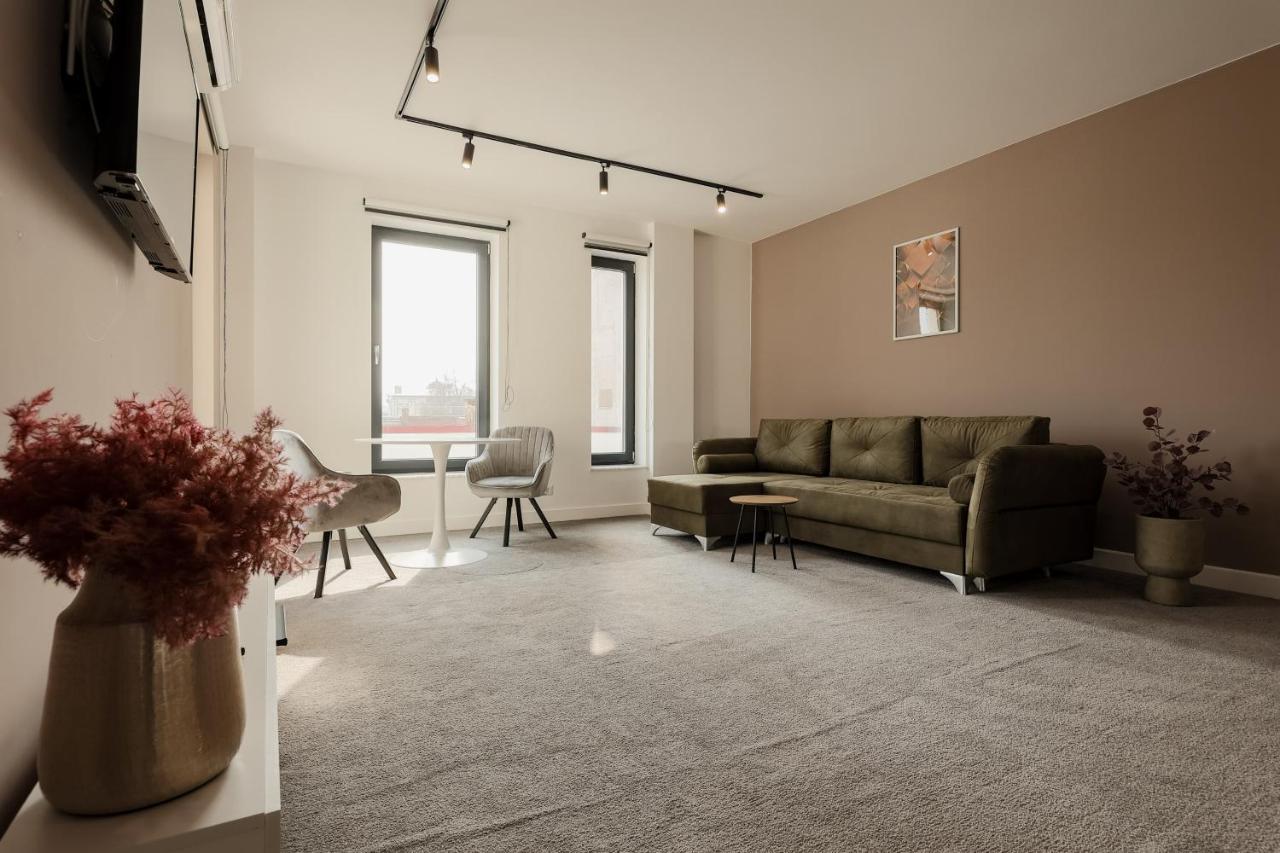Aparthotel Nest Inn David Prodan คลูจ-นาโปกา ภายนอก รูปภาพ